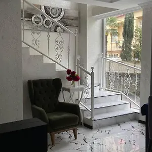 Otel Sonata, Batum