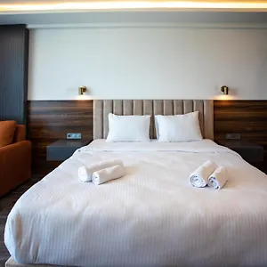 View Luxury فندق