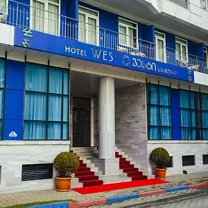 3* Отель West